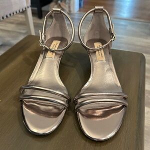 Antonio Melani Elizabeth Damrich Mama Metallic Ankle Strap Kitten Heel Sandals.